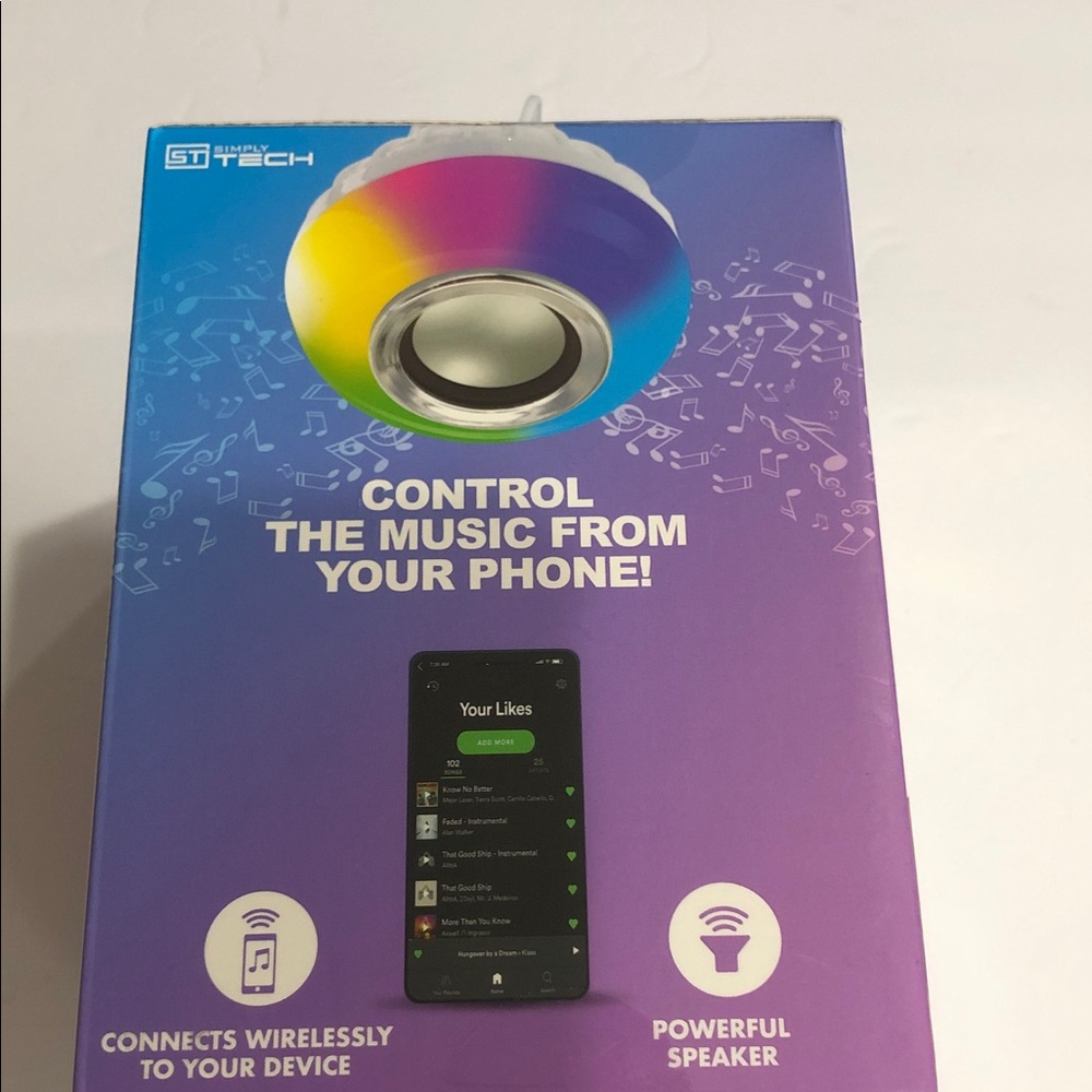 Multicolor LED bulb wireless‎ speaker with remote - Picture 2 of 6